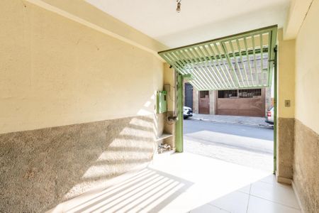 Casa à venda com 114m², 3 quartos e 1 vaga Casa à venda com 114m², 3 quartos e 1 vagaGaragem