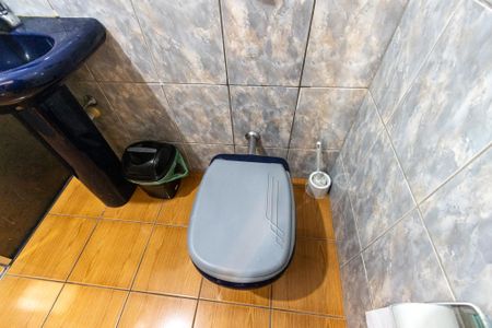 Casa à venda com 114m², 3 quartos e 1 vaga Casa à venda com 114m², 3 quartos e 1 vagaBanheiro