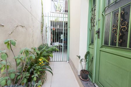 Casa à venda com 114m², 3 quartos e 1 vaga Casa à venda com 114m², 3 quartos e 1 vagaCorredor