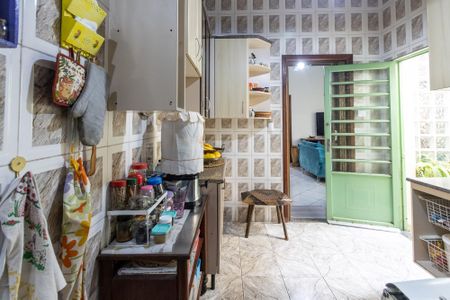 Casa à venda com 114m², 3 quartos e 1 vaga Casa à venda com 114m², 3 quartos e 1 vagaCozinha