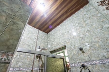 Casa à venda com 114m², 3 quartos e 1 vaga Casa à venda com 114m², 3 quartos e 1 vagaBanheiro 2