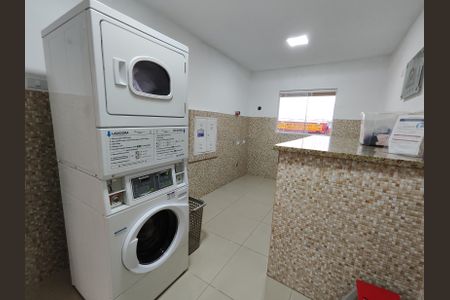Apartamento à venda com 56m², 2 quartos e 1 vaga Apartamento à venda com 56m², 2 quartos e 1 vagaÁrea comum - Lavanderia
