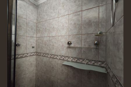 Apartamento à venda com 56m², 2 quartos e 1 vaga Apartamento à venda com 56m², 2 quartos e 1 vagaBanheiro