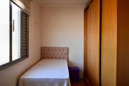 Casa à venda com 170m², 4 quartos e 2 vagas Casa à venda com 170m², 4 quartos e 2 vagasQuarto 1