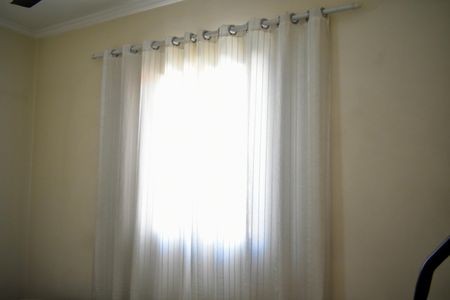 Casa à venda com 170m², 4 quartos e 2 vagas Casa à venda com 170m², 4 quartos e 2 vagasQuarto 2