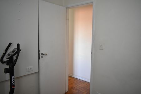 Casa à venda com 170m², 4 quartos e 2 vagas Casa à venda com 170m², 4 quartos e 2 vagasQuarto 2