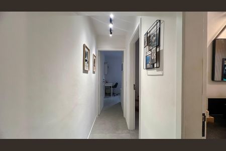 Apartamento à venda com 58m², 2 quartos e 1 vagaCorredor