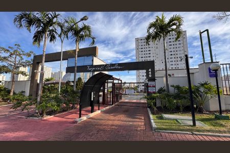 Apartamento à venda com 43m², 2 quartos e 1 vaga Apartamento à venda com 43m², 2 quartos e 1 vagaFachada