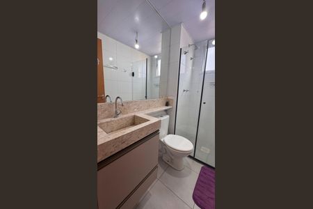 Apartamento à venda com 43m², 2 quartos e 1 vaga Apartamento à venda com 43m², 2 quartos e 1 vagaBanheiro