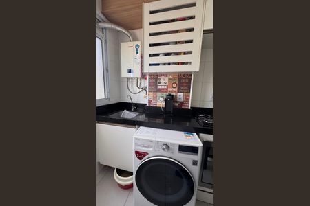 Apartamento à venda com 43m², 2 quartos e 1 vaga Apartamento à venda com 43m², 2 quartos e 1 vagaÁrea de Serviço