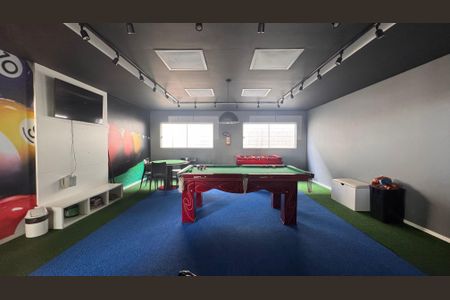 Apartamento à venda com 43m², 2 quartos e 1 vaga Apartamento à venda com 43m², 2 quartos e 1 vagaÁrea comum - Salão de jogos