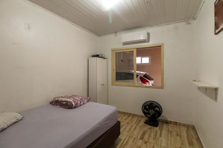 Casa à venda com 420m², 3 quartos e 3 vagas Casa à venda com 420m², 3 quartos e 3 vagasQuarto 1