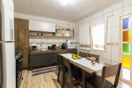 Casa à venda com 420m², 3 quartos e 3 vagas Casa à venda com 420m², 3 quartos e 3 vagasCozinha