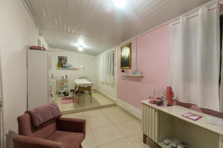 Casa à venda com 420m², 3 quartos e 3 vagas Casa à venda com 420m², 3 quartos e 3 vagasQuarto de Serviço