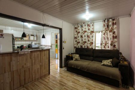 Casa à venda com 420m², 3 quartos e 3 vagas Casa à venda com 420m², 3 quartos e 3 vagasSala