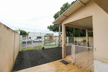 Casa à venda com 420m², 3 quartos e 3 vagas Casa à venda com 420m², 3 quartos e 3 vagasÁrea externa