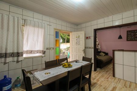 Casa à venda com 420m², 3 quartos e 3 vagas Casa à venda com 420m², 3 quartos e 3 vagasCozinha