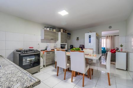 Casa à venda com 422m², 5 quartos e 2 vagas Casa à venda com 422m², 5 quartos e 2 vagasCozinha - Casa 1