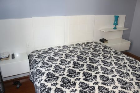 Apartamento à venda com 85m², 3 quartos e 2 vagasSuíte 