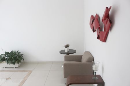 Apartamento à venda com 85m², 3 quartos e 2 vagasHall social