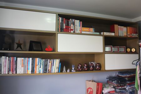 Apartamento à venda com 85m², 3 quartos e 2 vagasQuarto 2