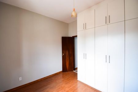 Apartamento à venda com 80m², 3 quartos e 1 vagaQuarto 2