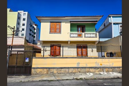 Apartamento à venda com 80m², 3 quartos e 1 vagaFachada