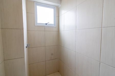 Apartamento à venda com 42m², 2 quartos e 1 vagaBanheiro Social