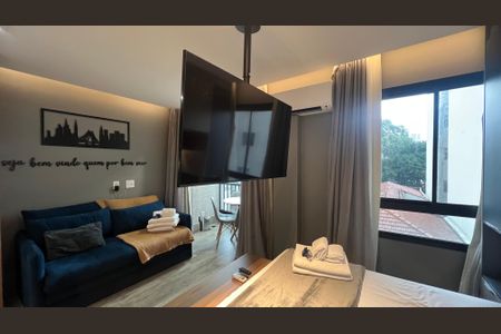Studio à venda com 27m², 1 quarto e sem vaga Studio à venda com 27m², 1 quarto e sem vagaQuarto