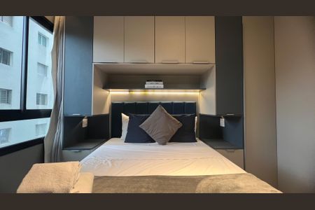 Studio à venda com 27m², 1 quarto e sem vaga Studio à venda com 27m², 1 quarto e sem vagaQuarto