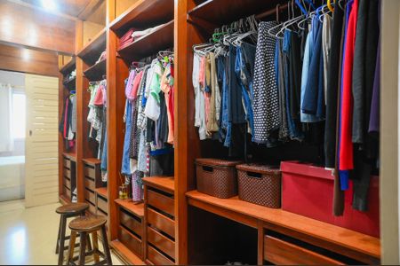 Apartamento à venda com 103m², 3 quartos e 2 vagasCloset