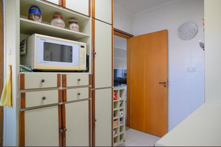 Apartamento à venda com 103m², 3 quartos e 2 vagasCozinha