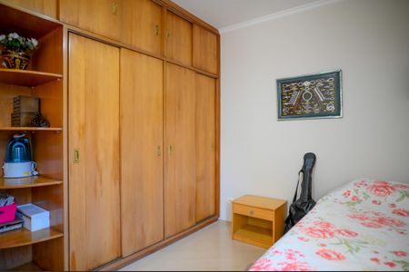 Apartamento à venda com 103m², 3 quartos e 2 vagasQuarto 1