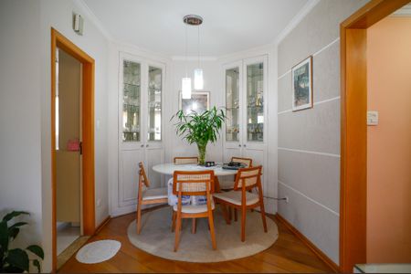 Apartamento à venda com 103m², 3 quartos e 2 vagasSala