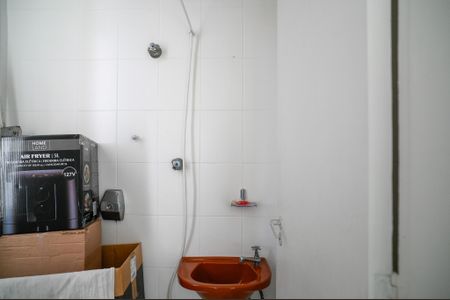 Apartamento à venda com 103m², 3 quartos e 2 vagasBanheiro de Serviço