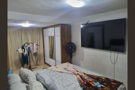 Casa à venda com 162m², 3 quartos e 4 vagas Casa à venda com 162m², 3 quartos e 4 vagasQuarto 1