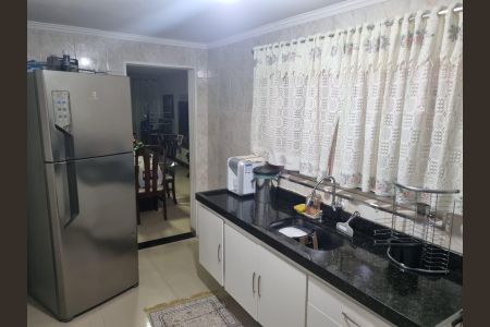 Casa à venda com 162m², 3 quartos e 4 vagas Casa à venda com 162m², 3 quartos e 4 vagasCozinha