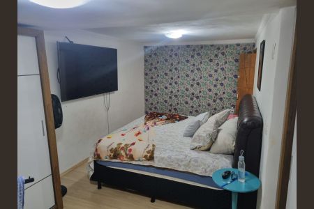 Casa à venda com 162m², 3 quartos e 4 vagas Casa à venda com 162m², 3 quartos e 4 vagasQuarto 1