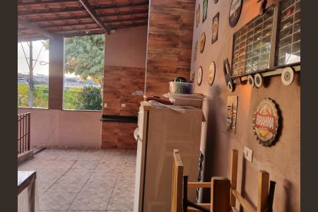 Casa à venda com 162m², 3 quartos e 4 vagas Casa à venda com 162m², 3 quartos e 4 vagasChurrasqueira