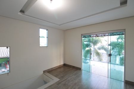 Casa à venda com 450m², 3 quartos e 10 vagasSala de Estar