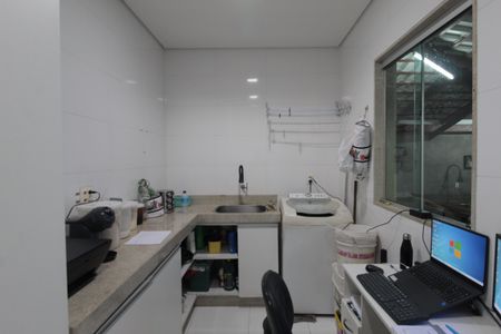 Casa à venda com 450m², 3 quartos e 10 vagasÁrea de Serviço