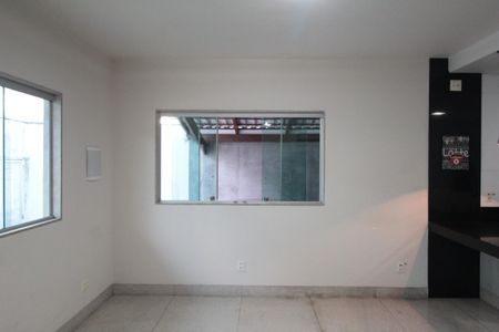 Casa à venda com 450m², 3 quartos e 10 vagasSala de Estar