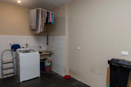 Casa à venda com 95m², 3 quartos e 1 vagaÁrea de Serviço