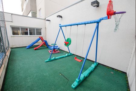 Apartamento para alugar com 68m², 2 quartos e 1 vagaÁrea comum - Playground