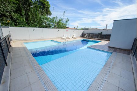 Apartamento para alugar com 68m², 2 quartos e 1 vagaÁrea comum - Piscina