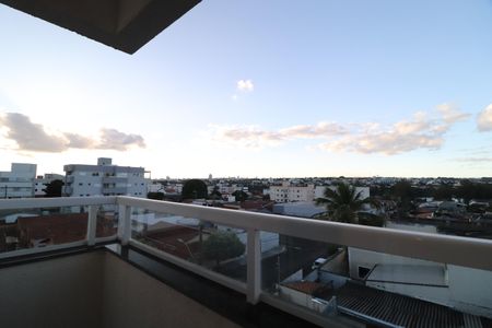 Apartamento para alugar com 66m², 2 quartos e 1 vagaSacada