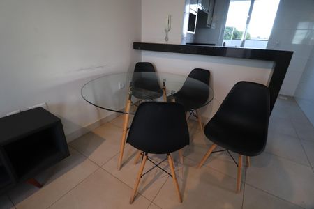 Apartamento para alugar com 66m², 2 quartos e 1 vagaSala