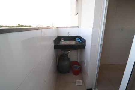 Apartamento para alugar com 66m², 2 quartos e 1 vagaÁrea de Serviço