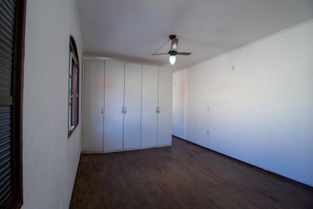 Casa para alugar com 125m², 1 quarto e 1 vaga Casa para alugar com 125m², 1 quarto e 1 vagaSuite