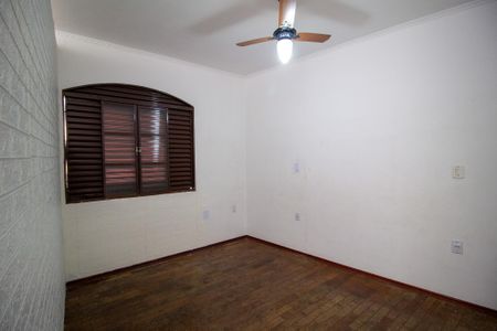 Casa para alugar com 125m², 1 quarto e 1 vaga Casa para alugar com 125m², 1 quarto e 1 vagaQuarto